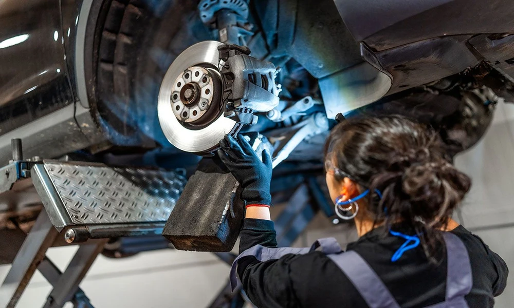 Coolant Leaks to Poor Gas Mileage: How a Small Thermostat Causes Big Engine Trouble